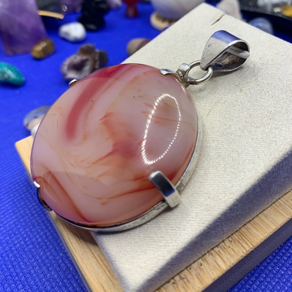 HUGE gorgeous Red & Orange Banded Agate “BLOOD MOON” Pendant w Choice of Chain! - Picture 6 of 14